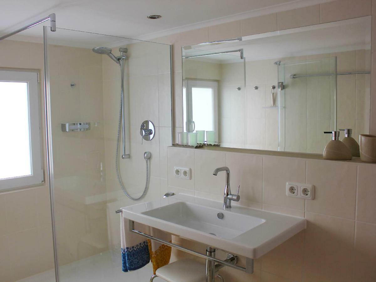 Haus Homberg Apartment เบิร์ชเทสกาเดน ภายนอก รูปภาพ